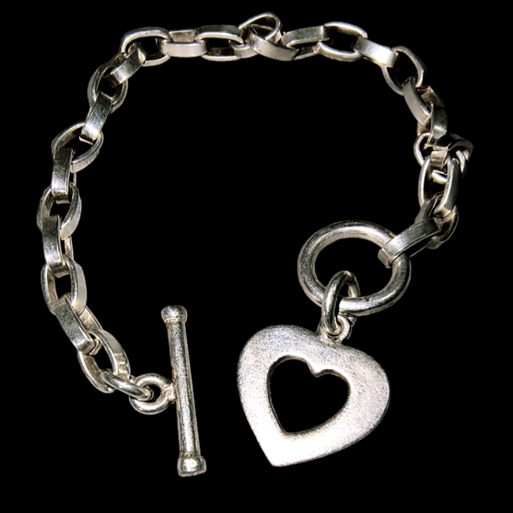 Silpada Sterling Silver Rolo Chain Heart Toggle Bracelet - Picture 2 of 12